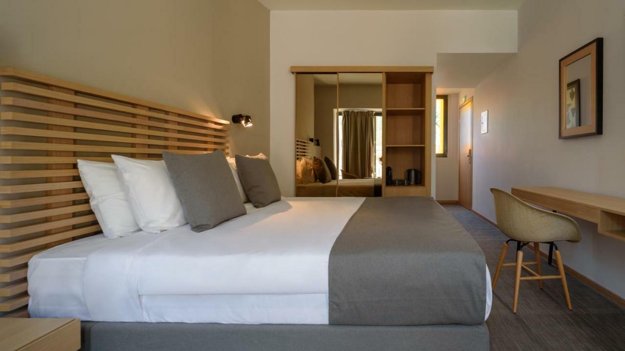 Fos Downtown 3*